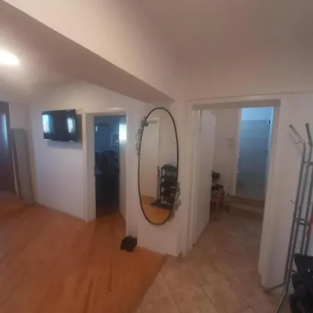 Penthouse Ultracentral Hostel Bucureşti