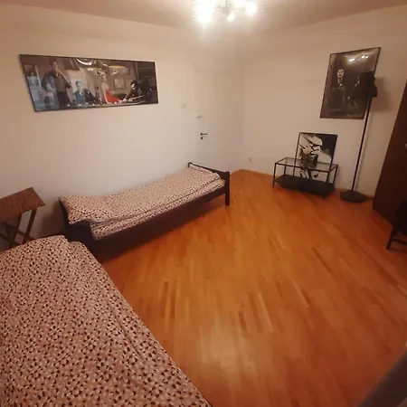 Comuna Penthouse Ultracentral Hostel *